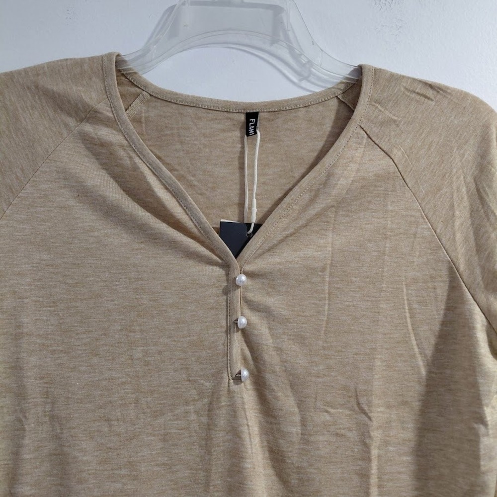Flamingals Women's Beige Long Sleeve Henley Shirt Pearl Button V Neck Size M - Picture 5 of 8